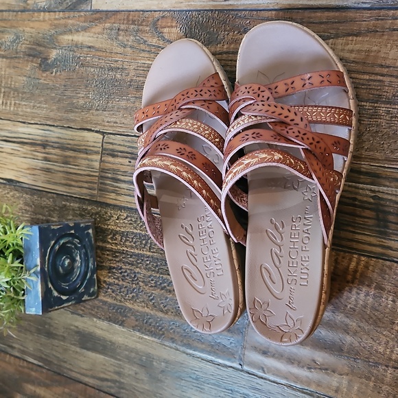 Cali‎ From Skechers Women's Tan Leather Braided Cork Wedge Heel Sandals. - Picture 7 of 12